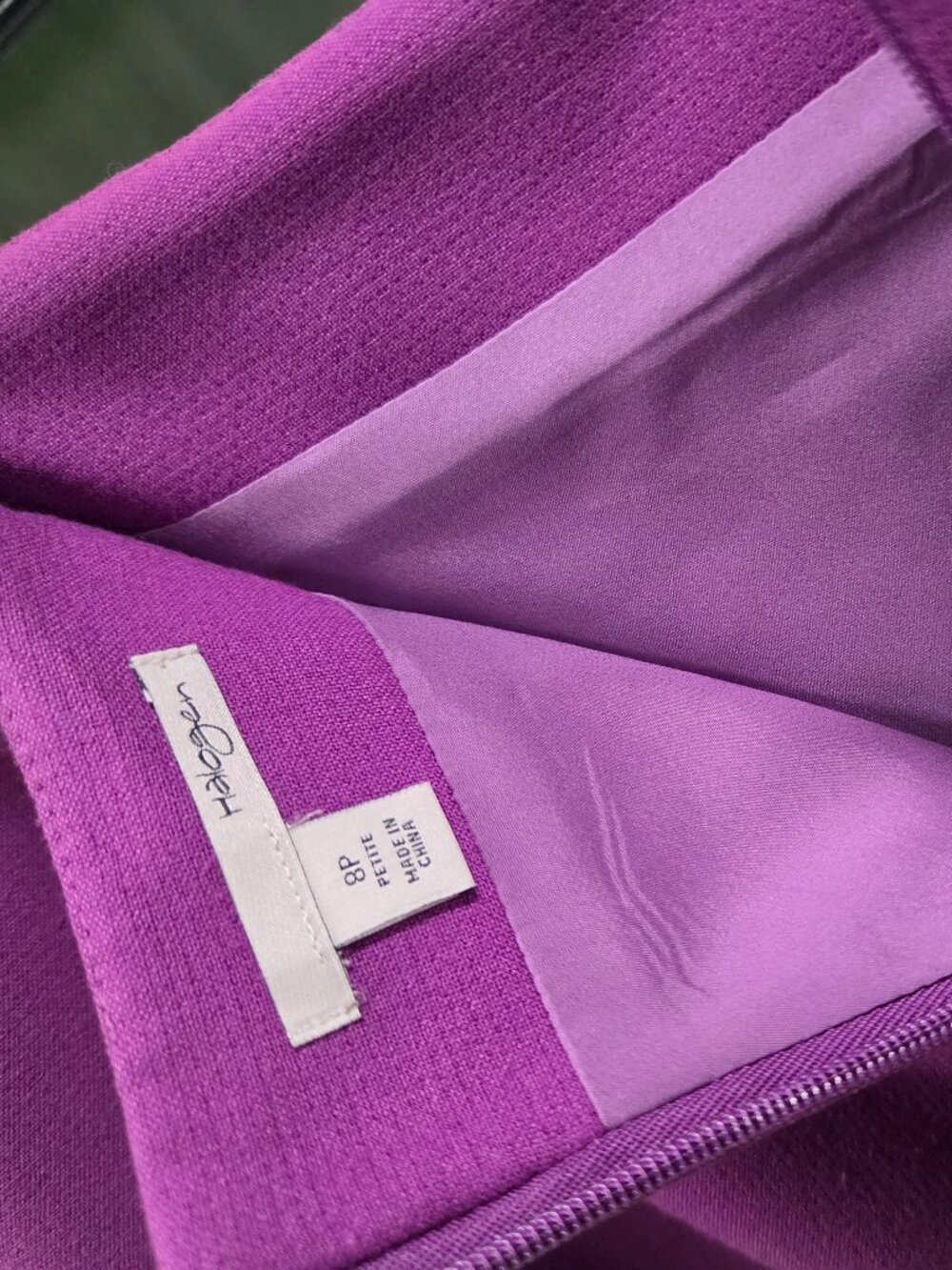 Halogen pencil skirt fuchsia Size 8P - Picture 3 of 4